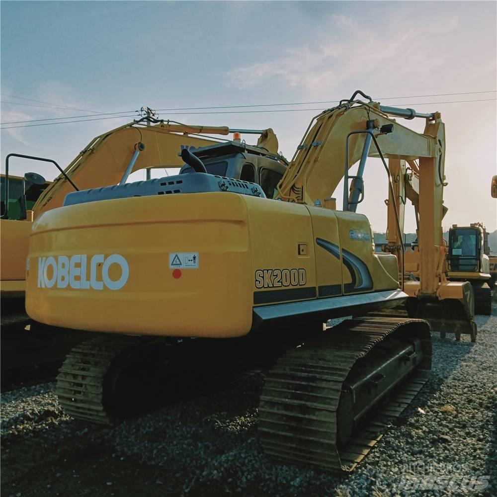 Kobelco SK200-8 Escavadeiras de esteiras