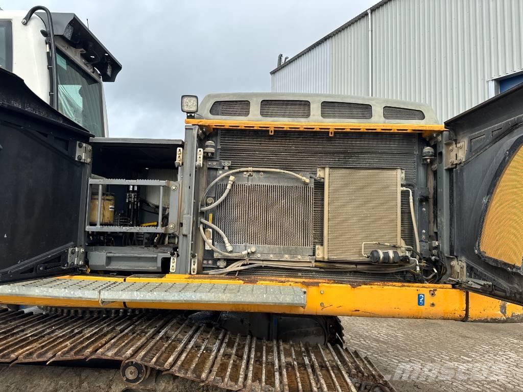 Liebherr R 946 Escavadeiras de esteiras