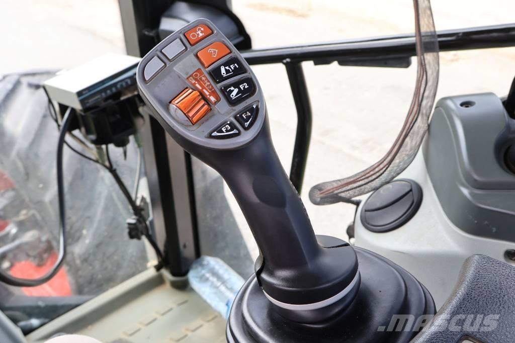 CLAAS Arion 460 Tratores Agrícolas usados