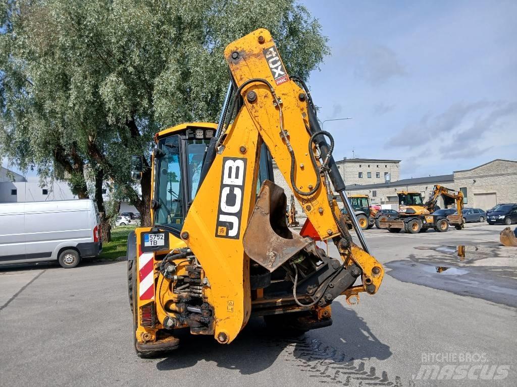 JCB 4 CX Pro AEC Retroescavadeiras