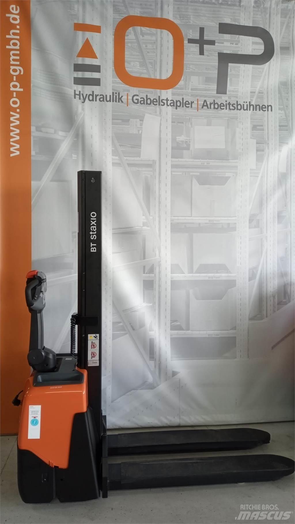 Toyota HWE100 Empilhador para operador externo