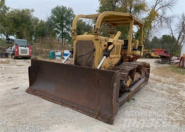 CAT D6C Dozers - Tratores rastos