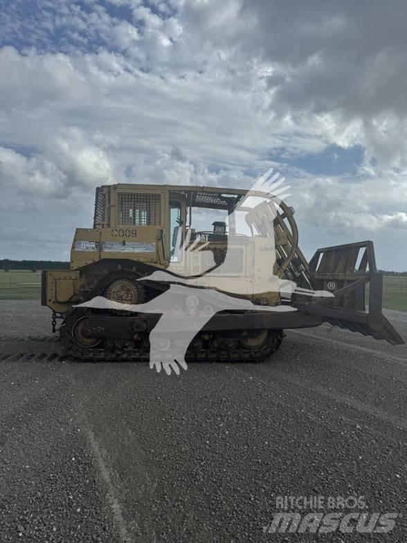 CAT D8R Dozers - Tratores rastos
