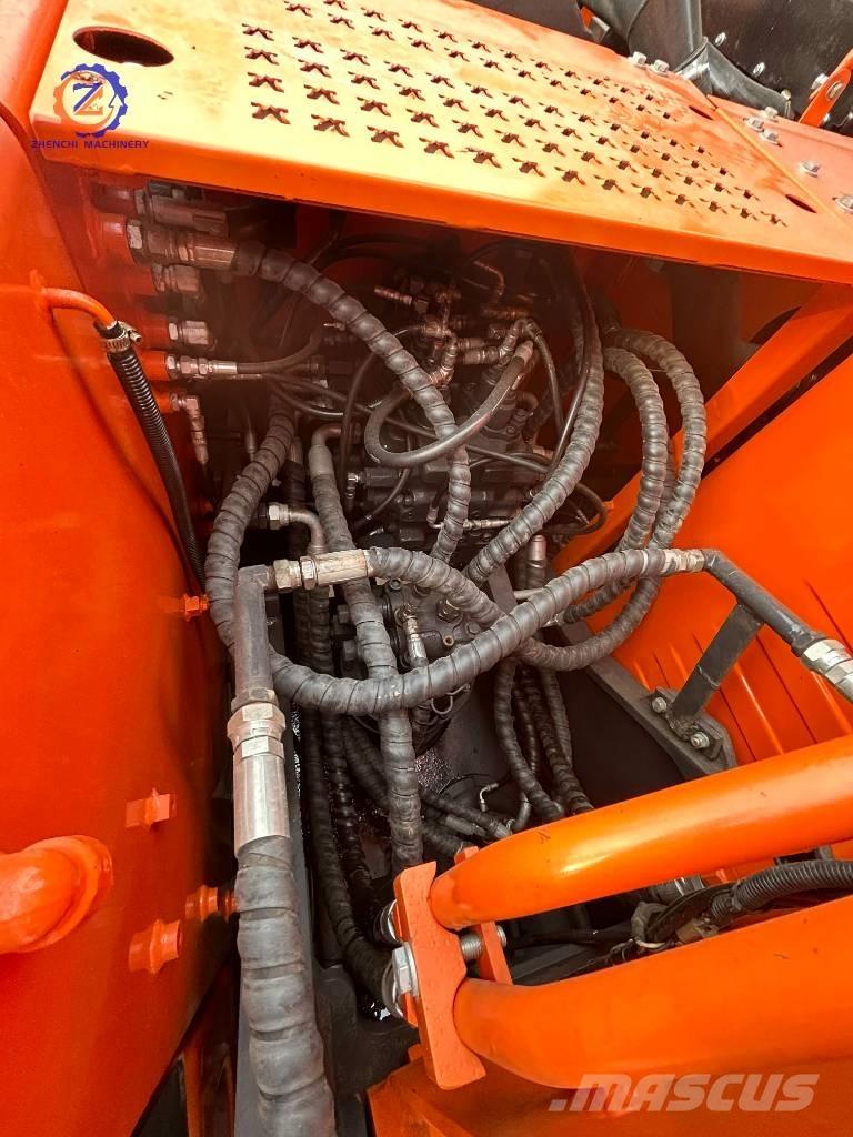 Doosan DX 150 Escavadoras Midi 7t - 12t