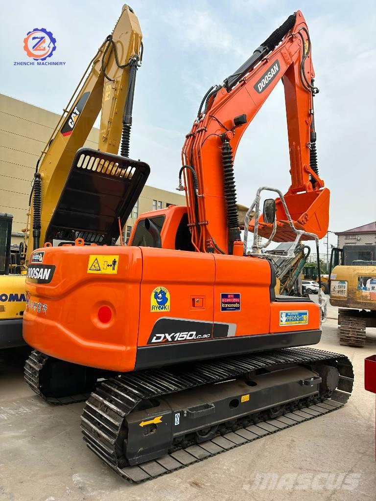 Doosan DX 150 Escavadoras Midi 7t - 12t