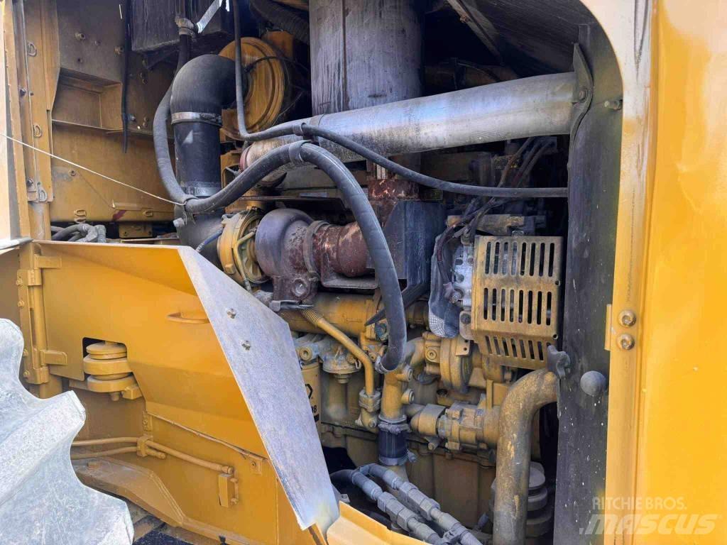 CAT RM 300 Recicladores de asfalto