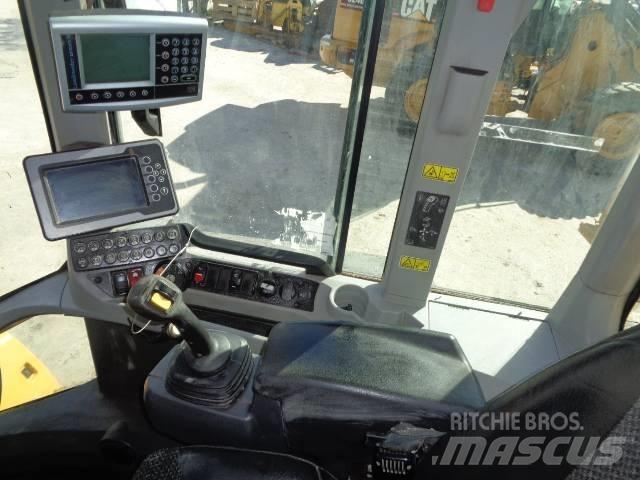 CAT 938M Carregadeiras de rodas