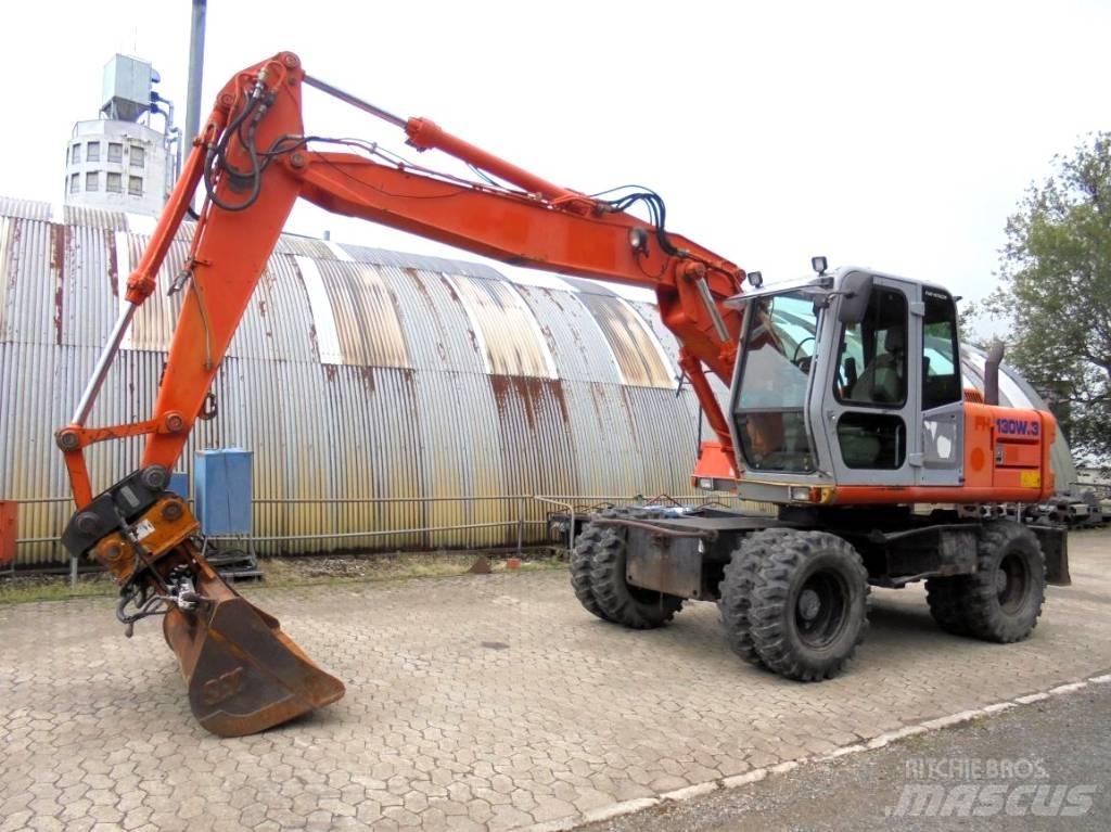 Hitachi FH 130 W-3 Escavadoras de rodas