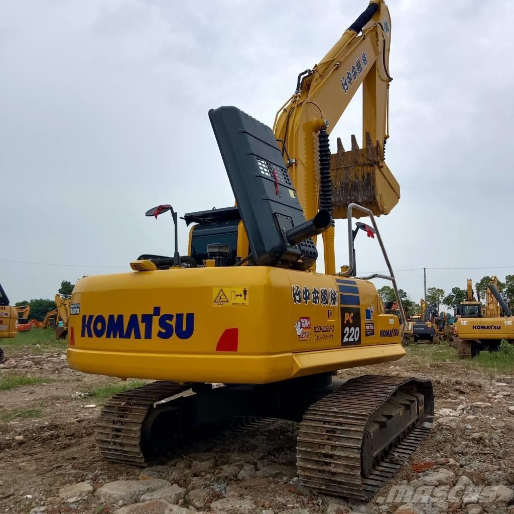 Komatsu PC 220 LC-8 Escavadeiras de esteiras