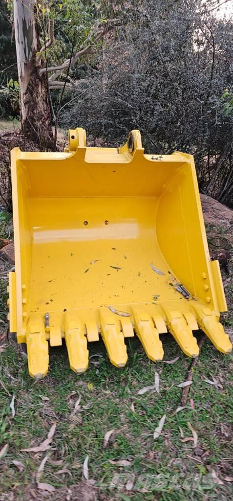 Komatsu PC210 Lanças e braços dippers