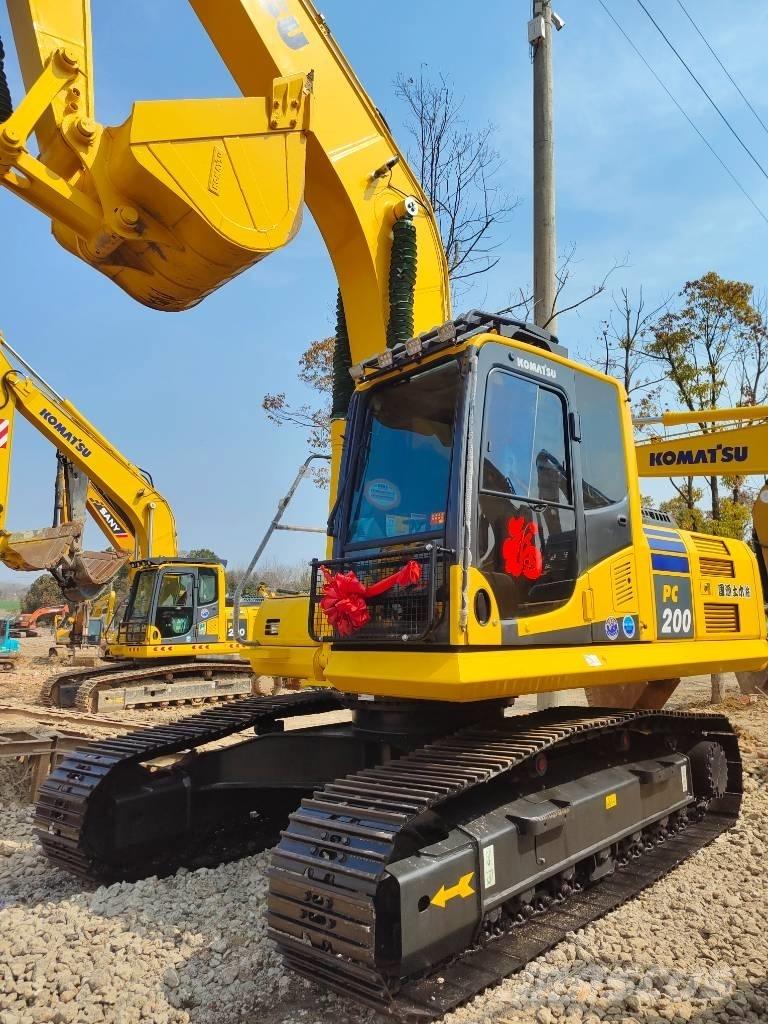 Komatsu PC 200 Escavadeiras de esteiras