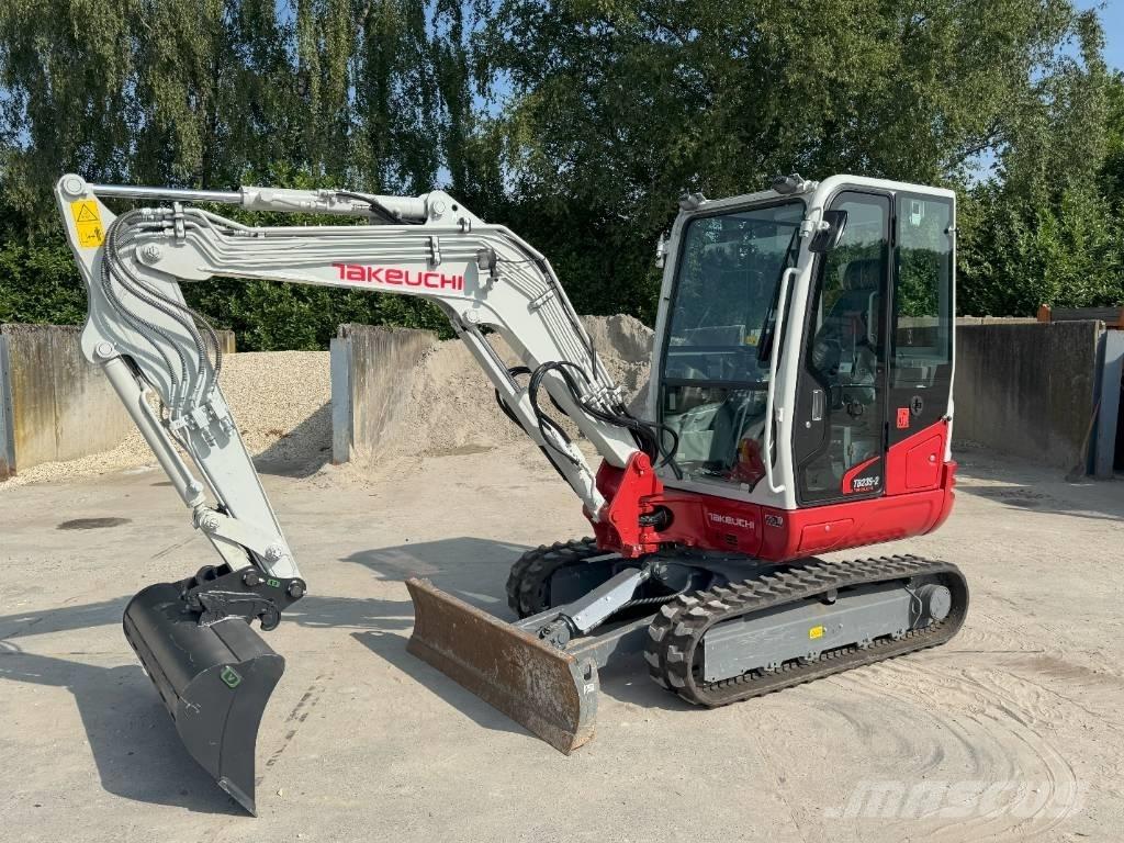 Takeuchi TB 235-2 Miniescavadeiras