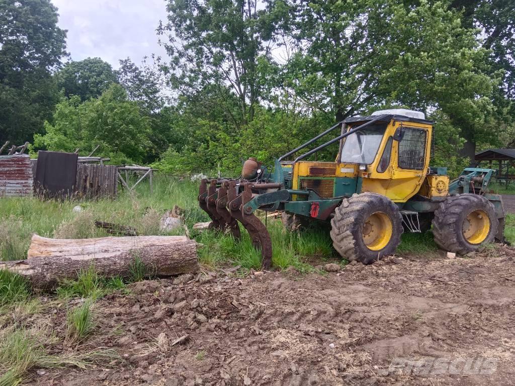 HSM 807 Tractores florestais