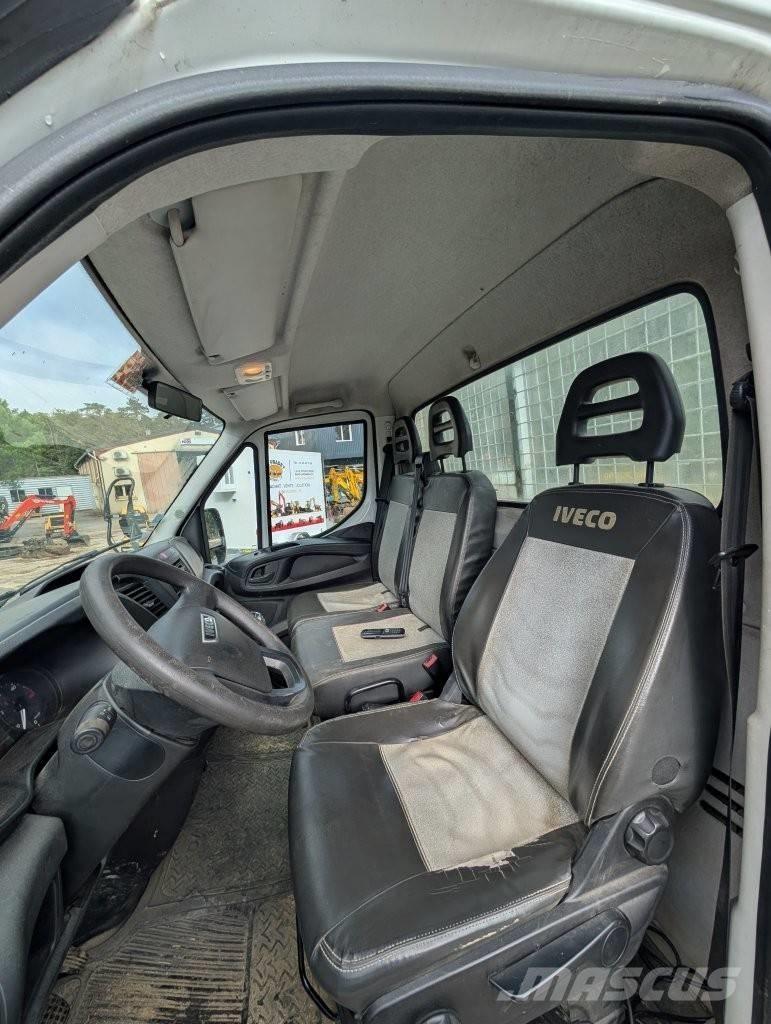 Iveco 35-12 Pick up de caixa aberta