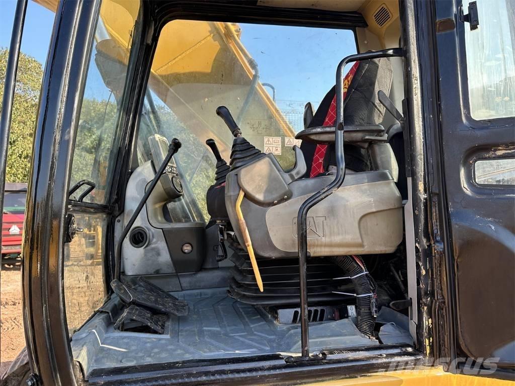 CAT 320 D Escavadeiras de esteiras