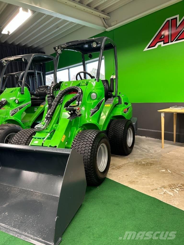 Avant 528 Minicarregadeiras