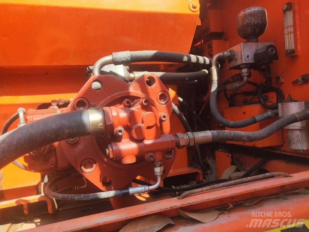 Doosan DH220LC-7 Escavadeiras de esteiras