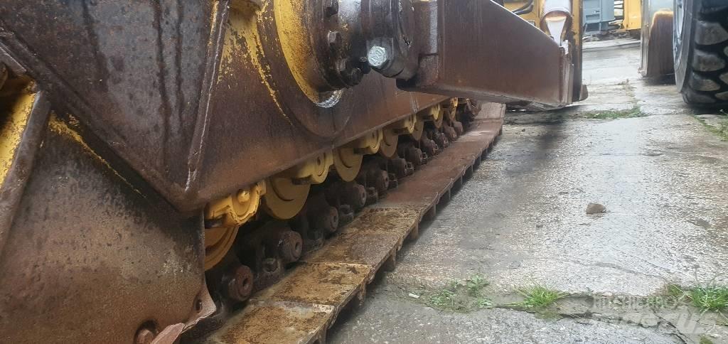 CAT D 6 T XL Dozers - Tratores rastos