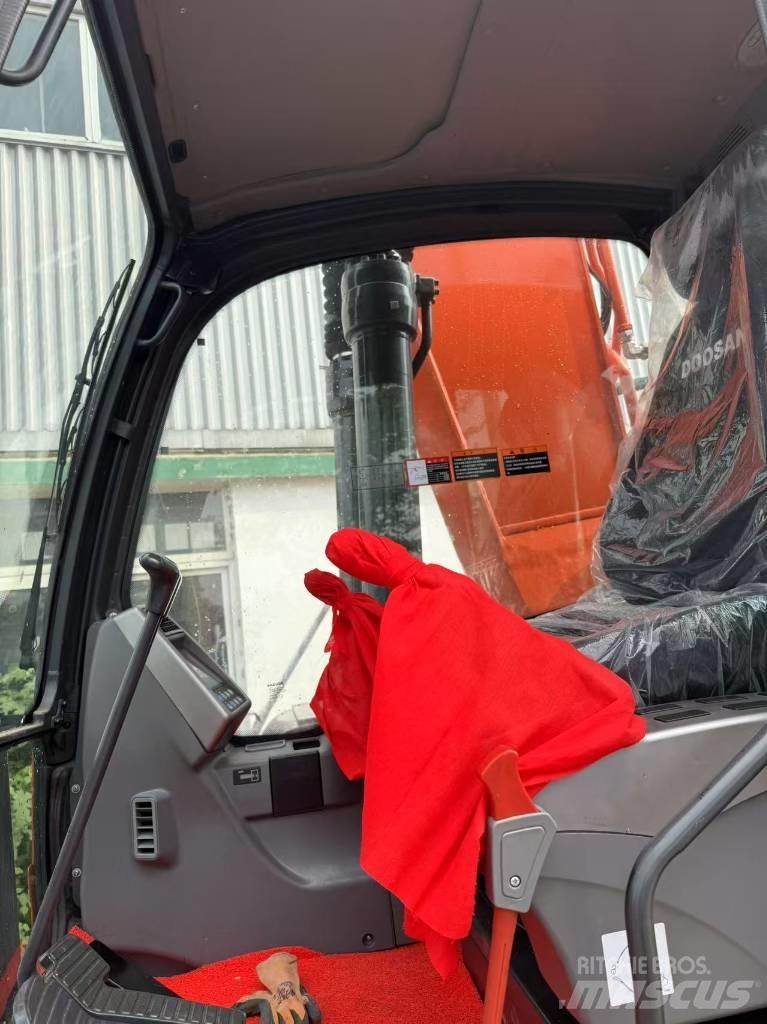 Doosan DX 220 LCA Escavadeiras de esteiras