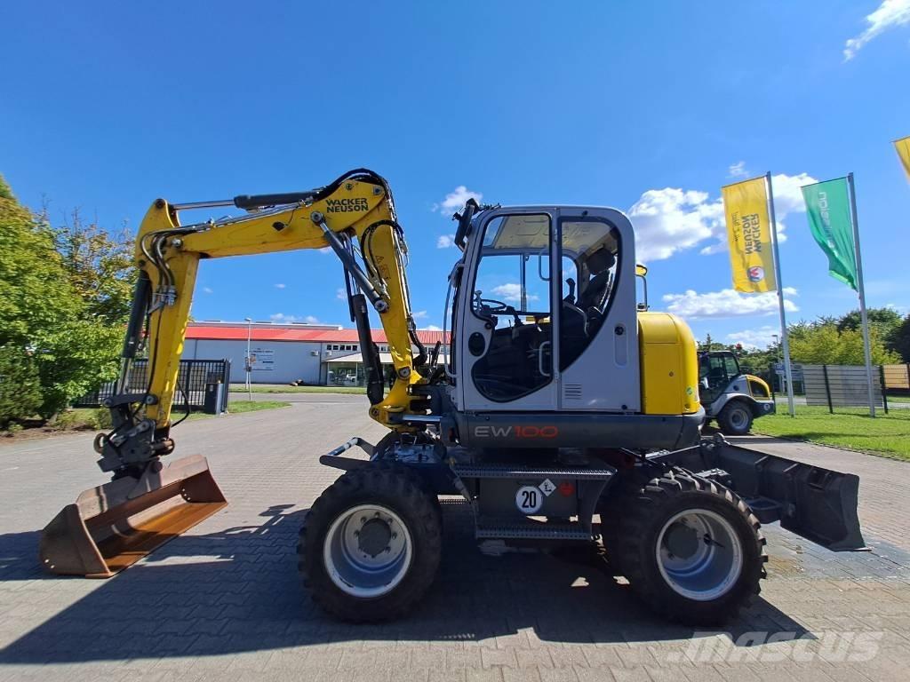 Wacker Neuson EW100 Escavadoras de rodas