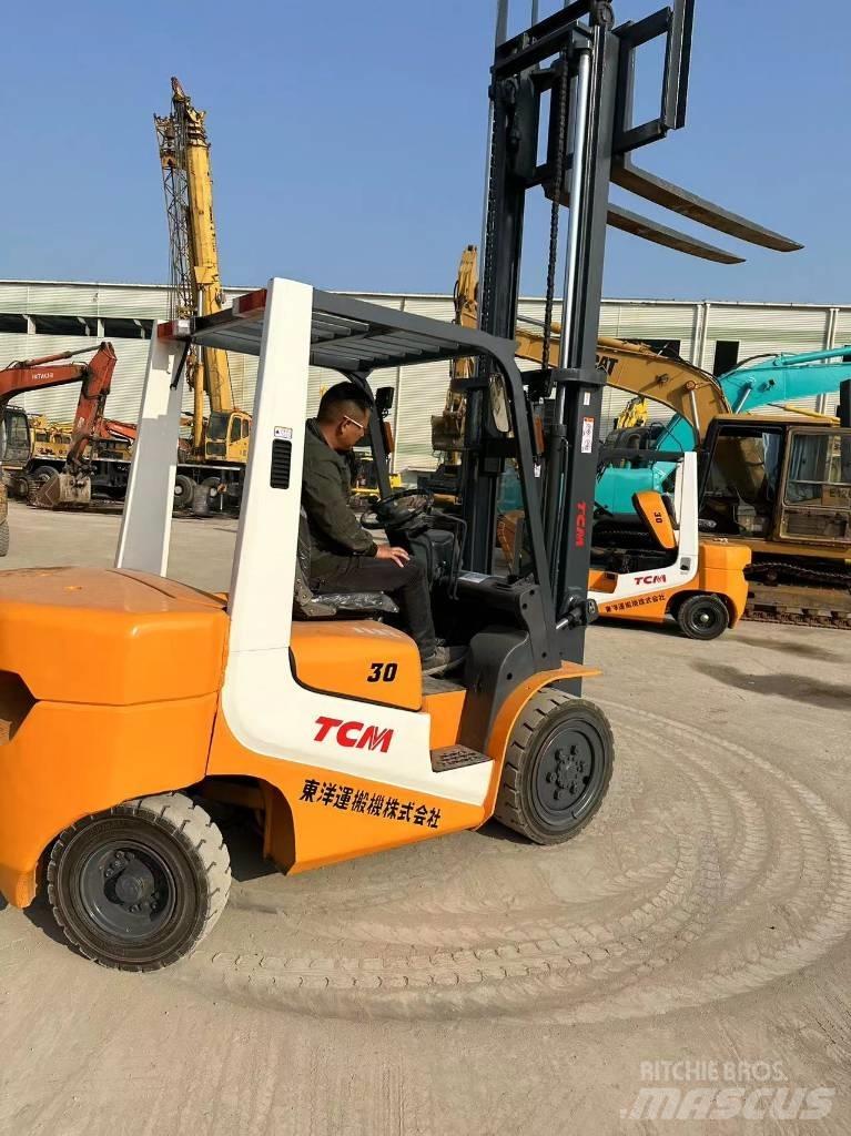 TCM FD30T6 Empilhadores Diesel