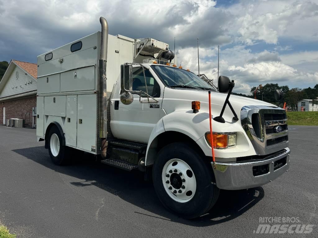 Ford F 650 Pick up de caixa aberta