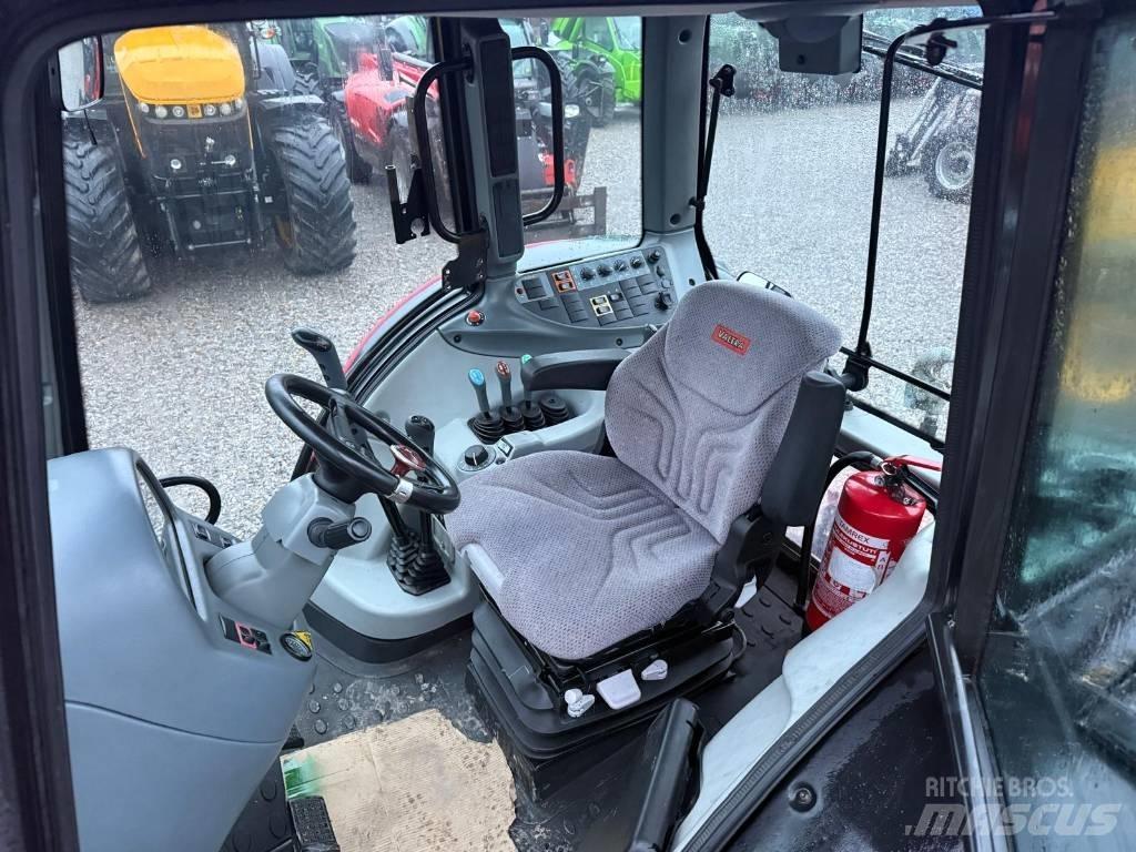 Valtra T 161 Tratores Agrícolas usados