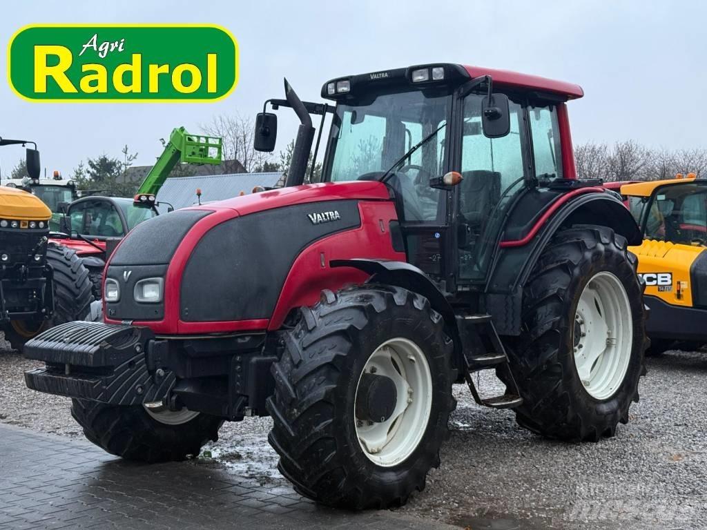 Valtra T 161 Tratores Agrícolas usados