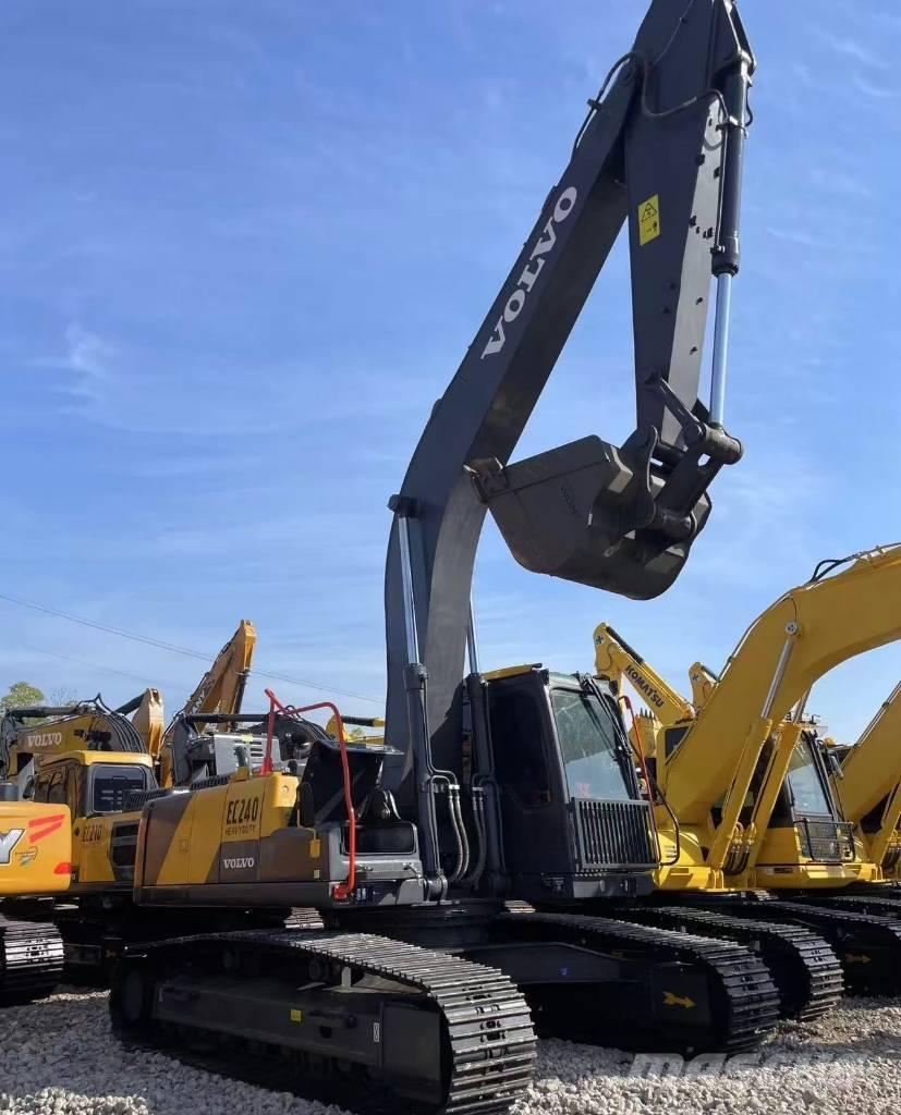 Volvo EC 240 Escavadeiras de esteiras