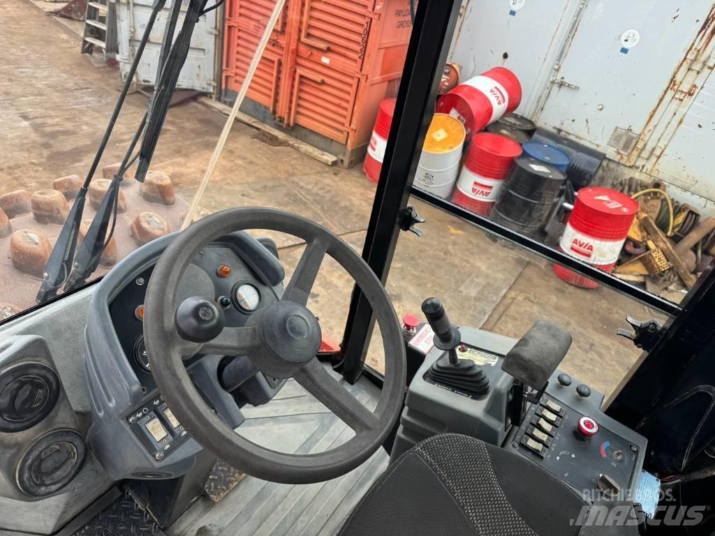 CAT CP 533 E Cilindros Compactadores monocilíndricos