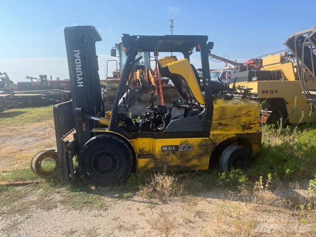 Hyundai 45 L-7 A Empilhadores - Outros