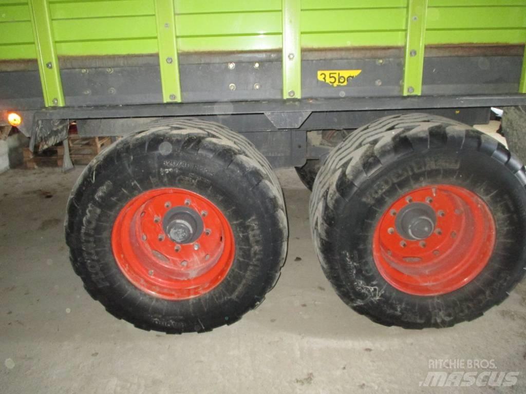 CLAAS Quantum 4700 Atrelados auto-carregadores