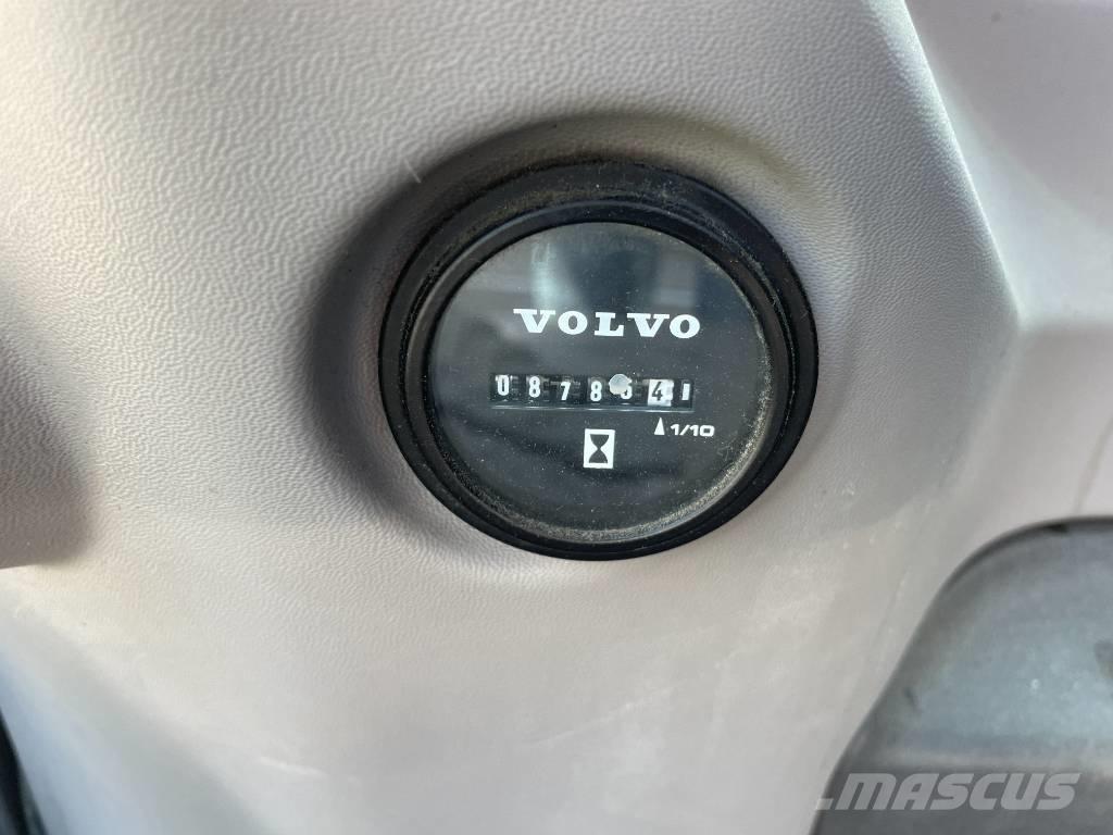 Volvo ECR235EL Escavadeiras de esteiras