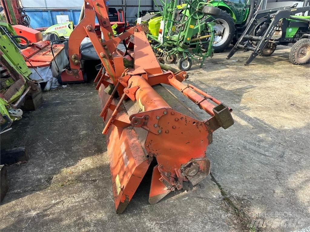 Kuhn EL140N 305 Preparação de solos