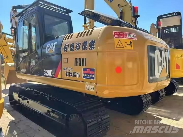 CAT CAT320D2 Escavadoras Midi 7t - 12t