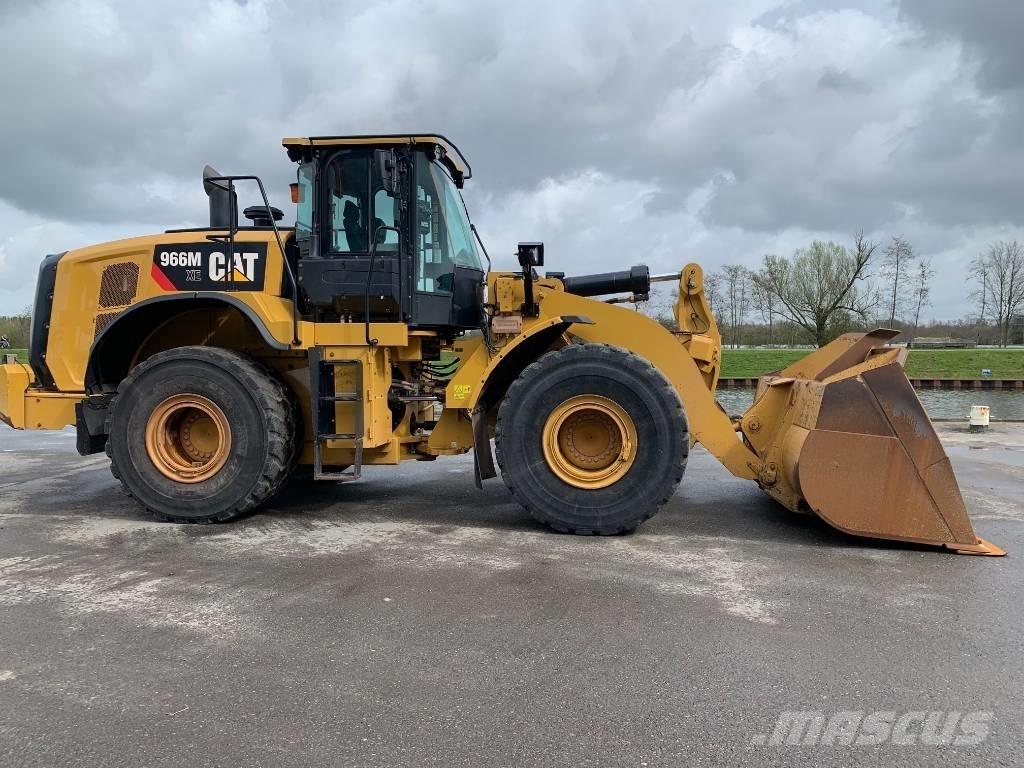 CAT 966 M XE Carregadeiras de rodas