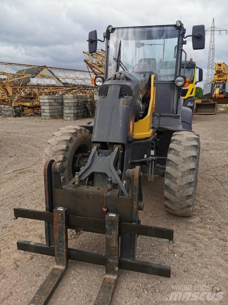Mecalac AS 700 Carregadeiras de rodas