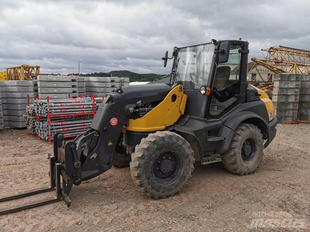 Mecalac AS 700 Carregadeiras de rodas