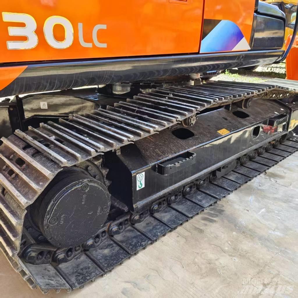 Hitachi ZX 130 Escavadeiras de esteiras