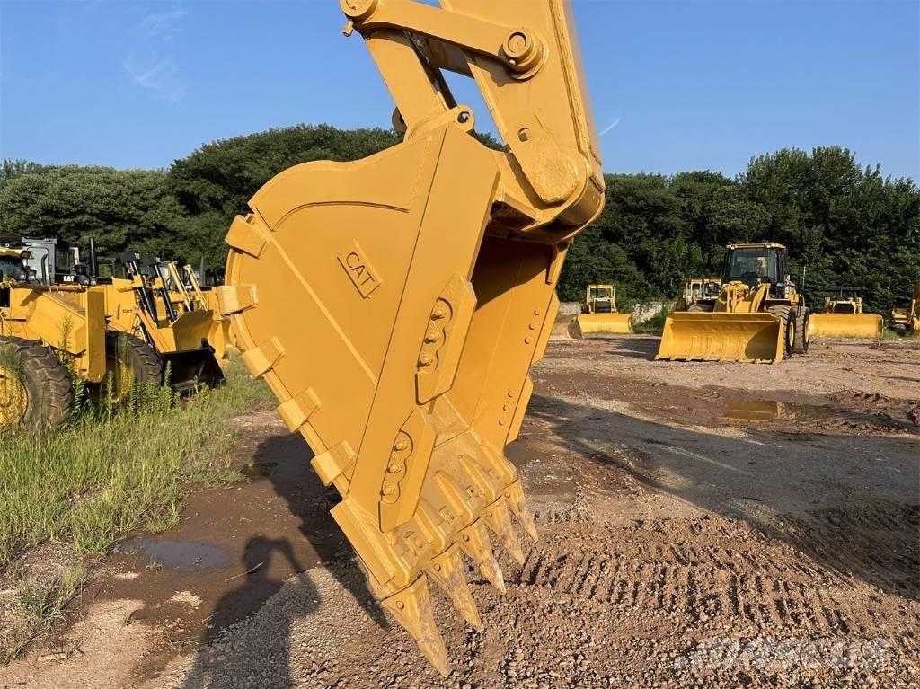 CAT 330 D L Escavadeiras de esteiras