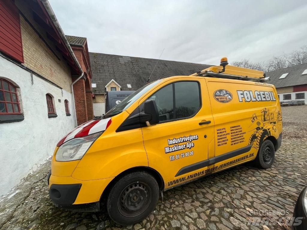 Ford Transit Custom Automóvel