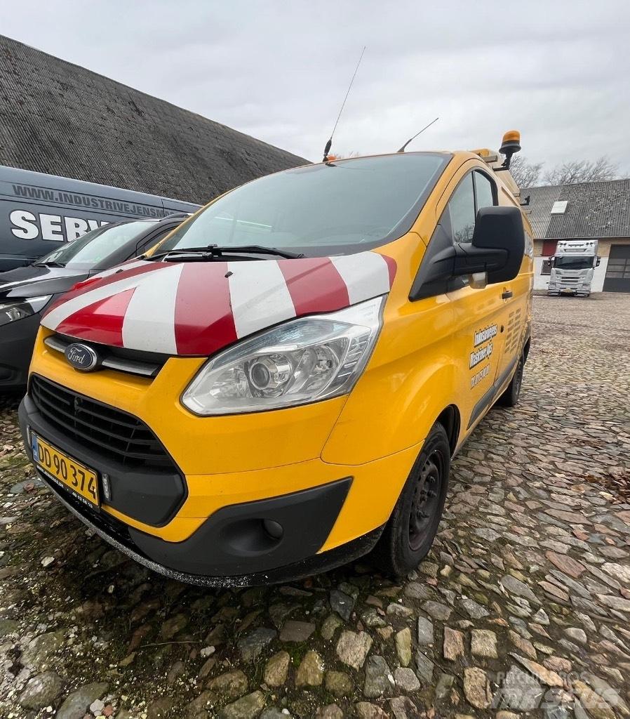 Ford Transit Custom Automóvel