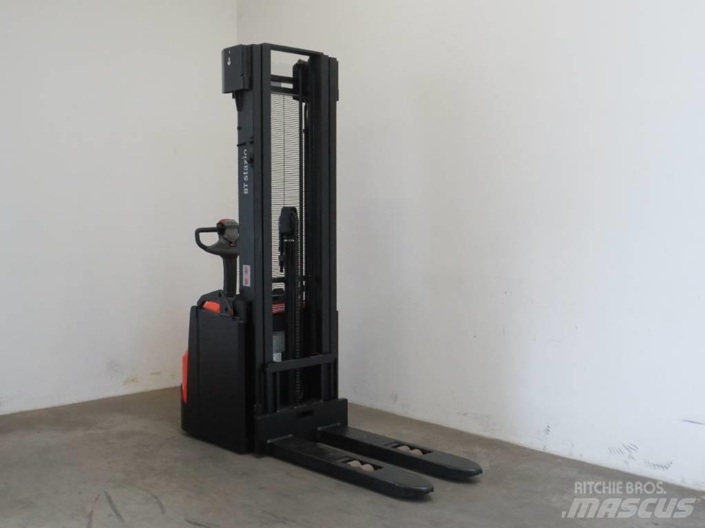 BT SWE 160 Empilhador para operador externo