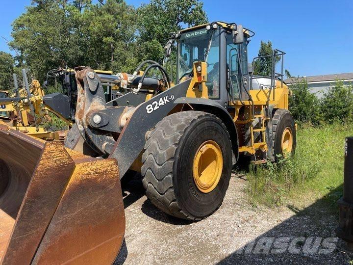 John Deere 824K-II Carregadeiras de rodas