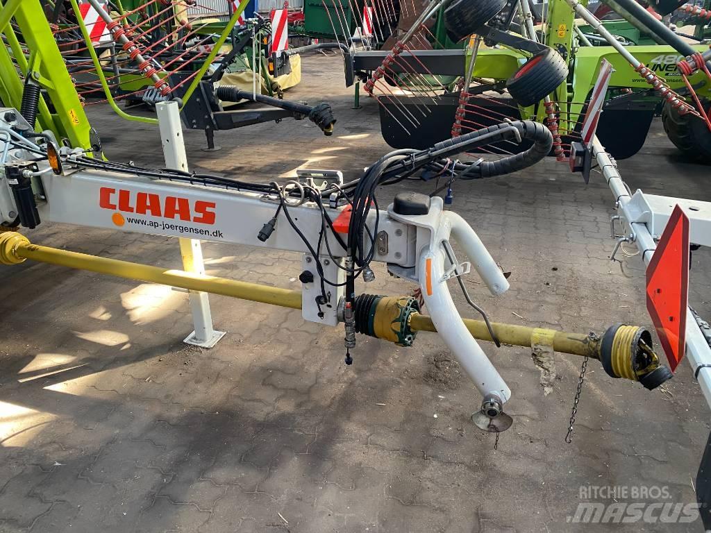 CLAAS Liner 3600 Ancinho virador