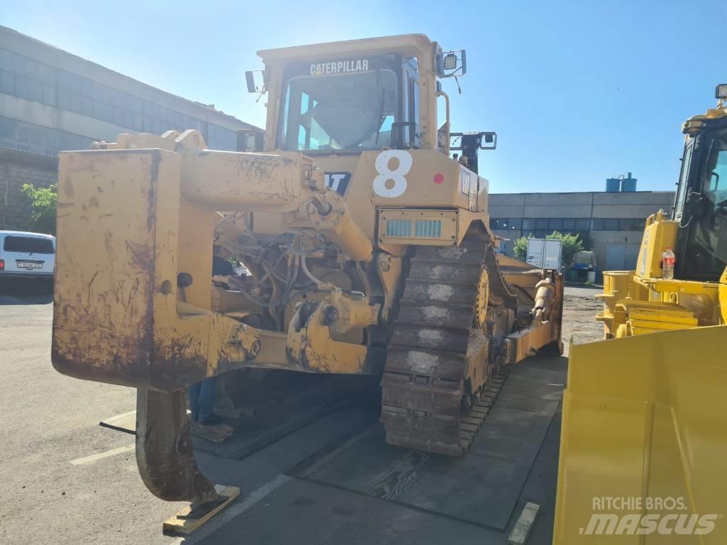 CAT D8R Dozers - Tratores rastos