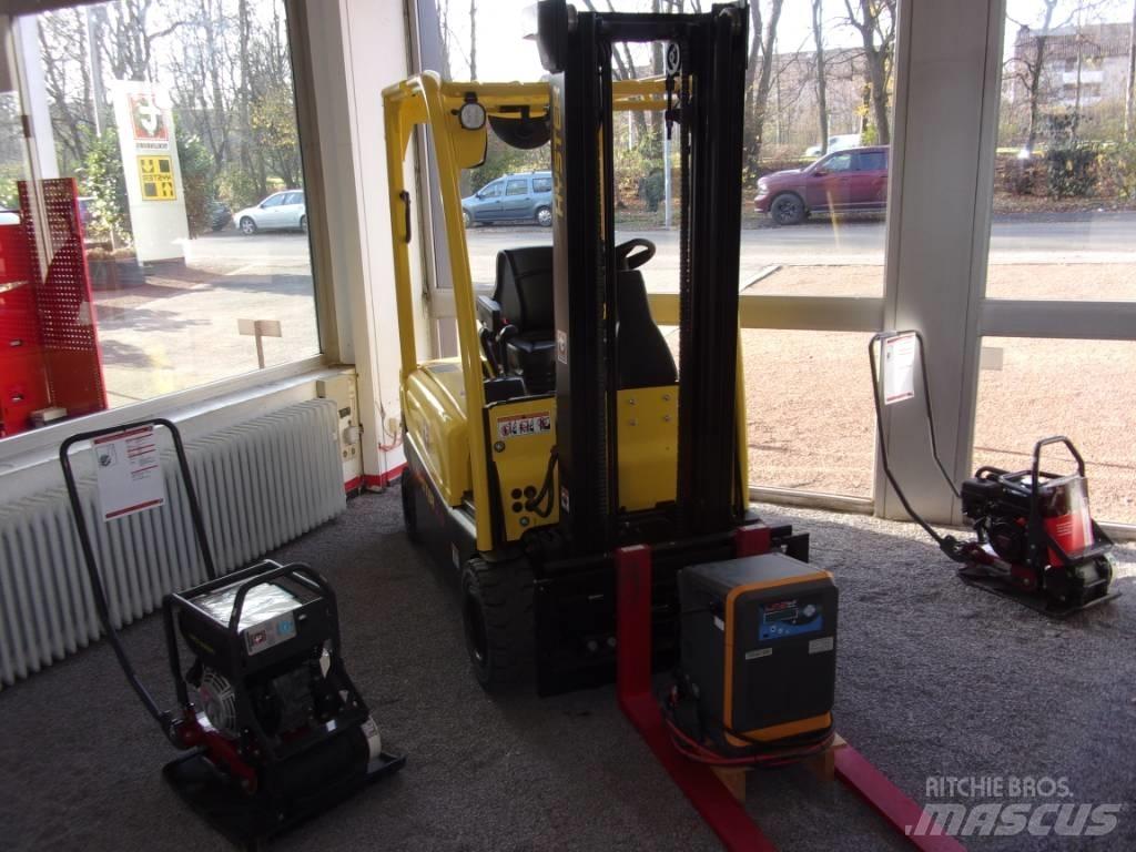 Hyster J2.0XN Empilhadores eléctricos