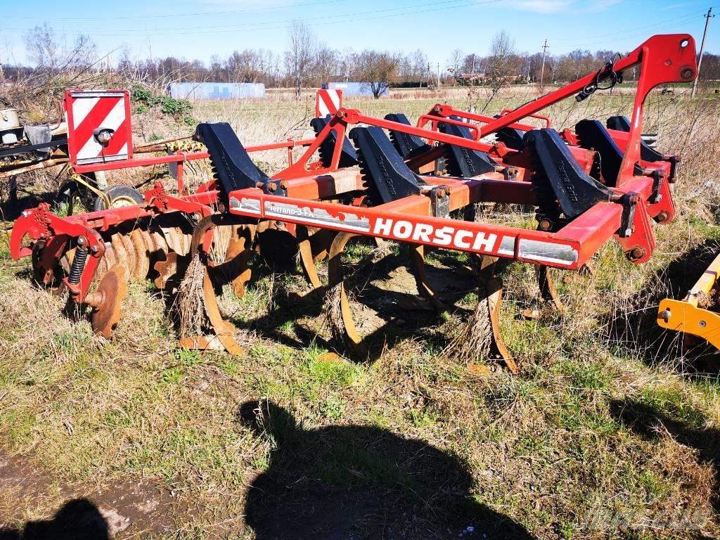Horsch Terrano 3 FX Cultivadoras