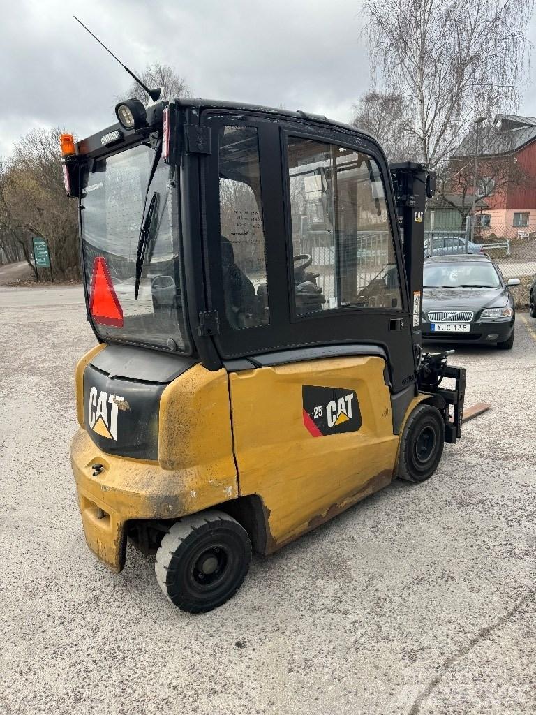 CAT EP25N Empilhadores eléctricos