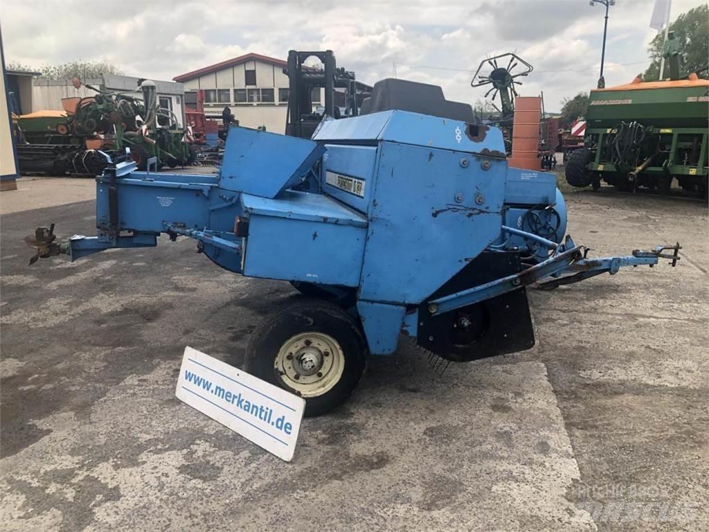Fortschritt K 430 Enfardadeira de fardos quadrados